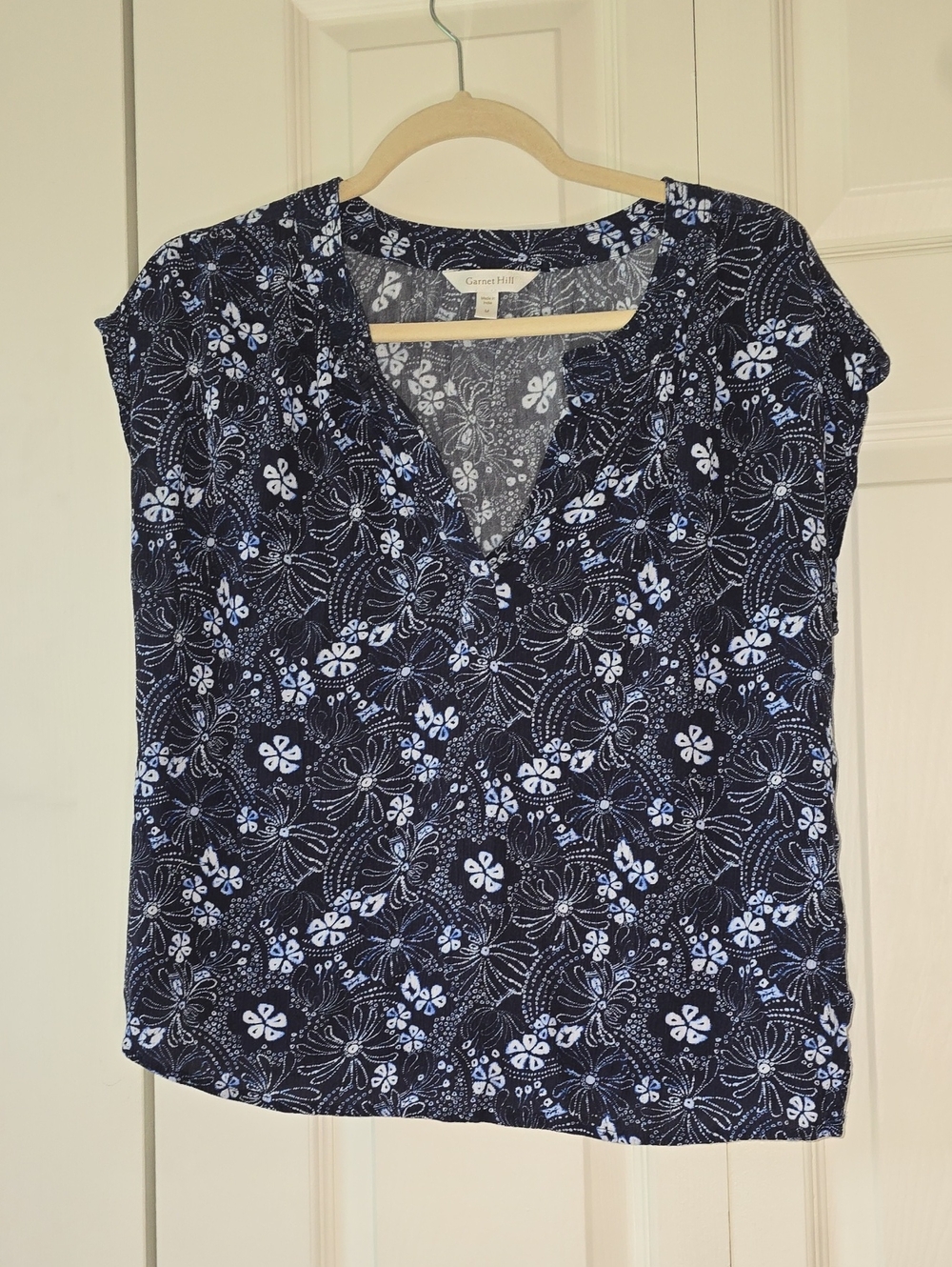 Garnet Hill Navy and Light Blue Floral V-Neck Cap-Sleeve Top